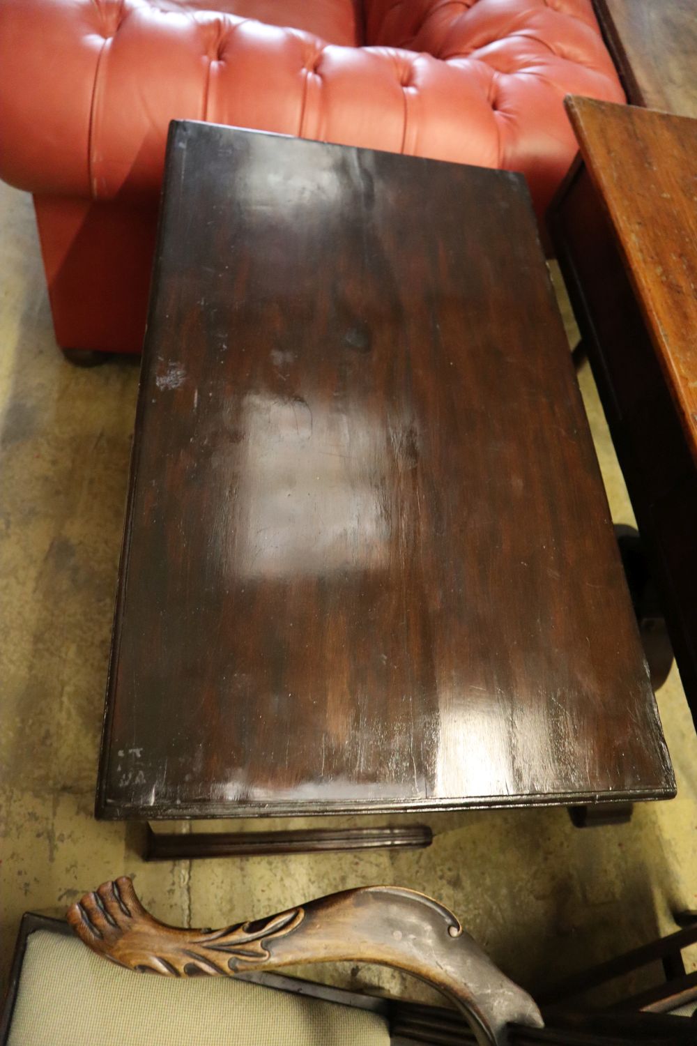 A George III mahogany kneehole desk, width 84cm depth 46cm height 76cm